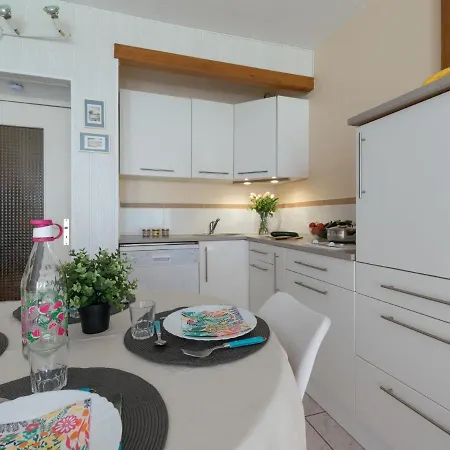 Le Cormoran-2 By Interhome Apartman